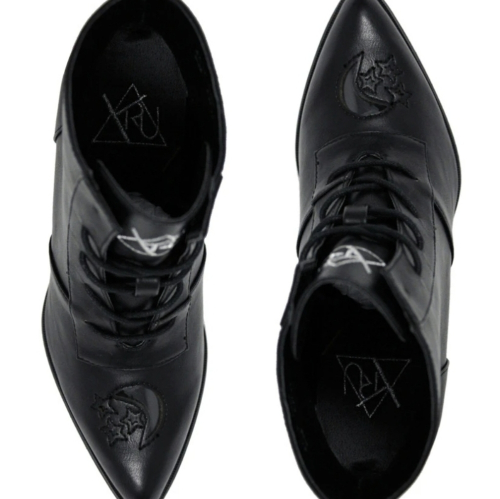 Black Leather YRU Aura Boota